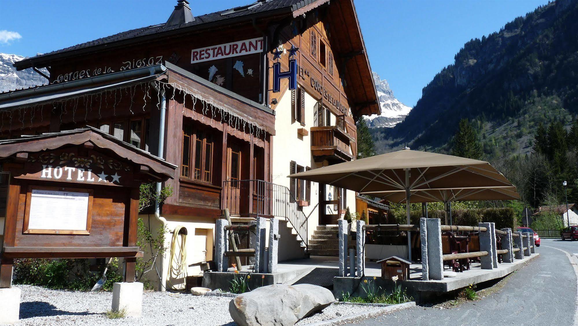 Auberge Des Gorges Servoz Exteriör bild