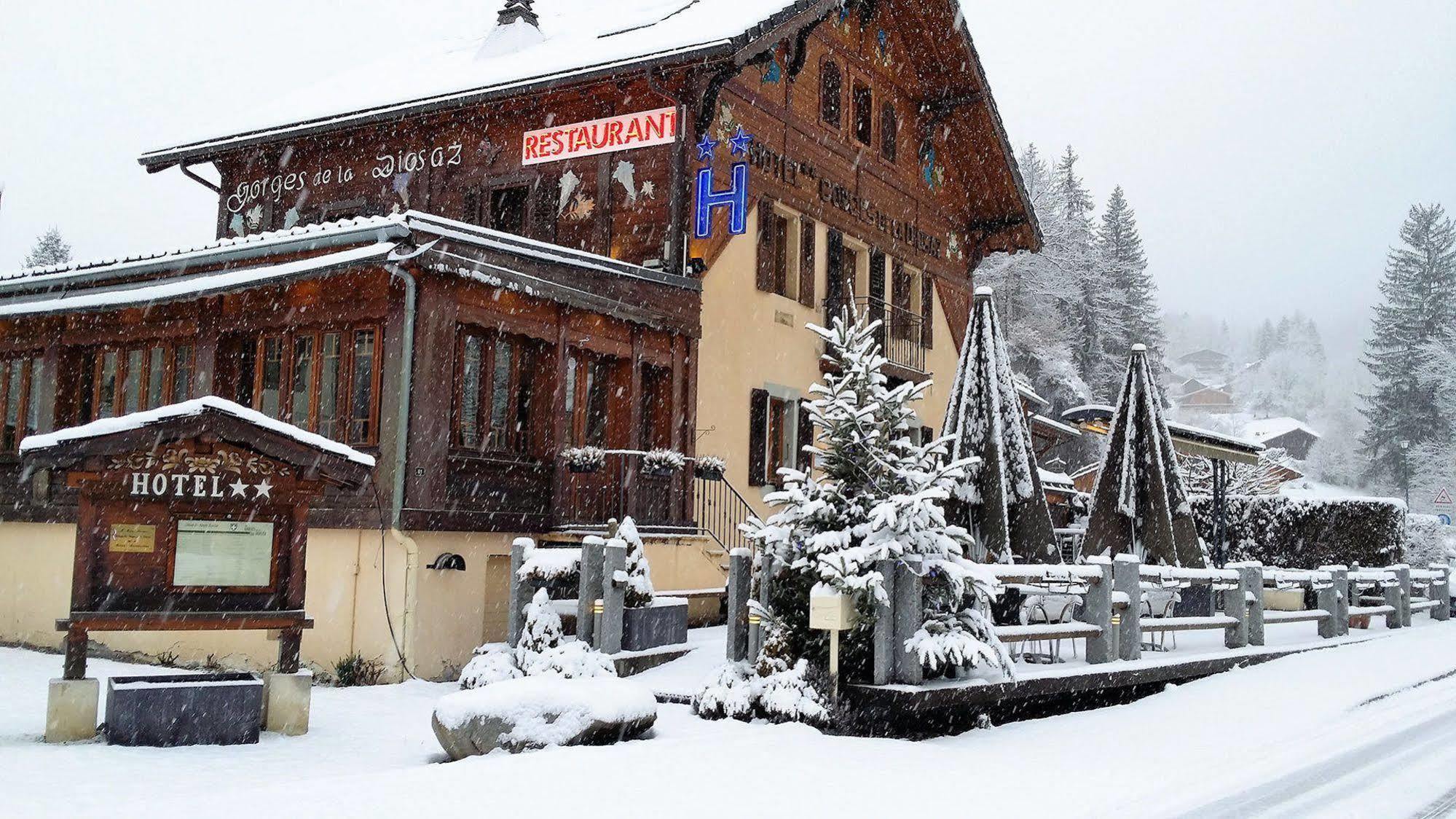 Auberge Des Gorges Servoz Exteriör bild